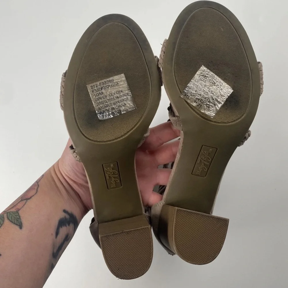 LC Lauren Conrad‎ Aventurine Taupe High Heel Braided Sandals Women’s Size 10M